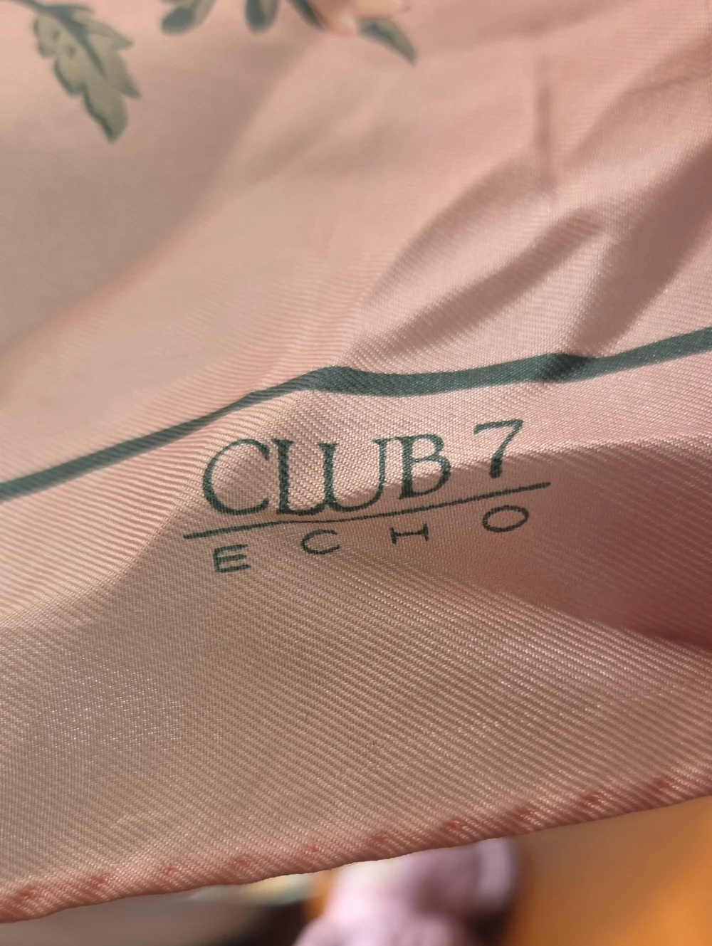 Vintage Club 7 Echo Womens Vintage 90s Square Scarf/ Top  Pink Floral  Light